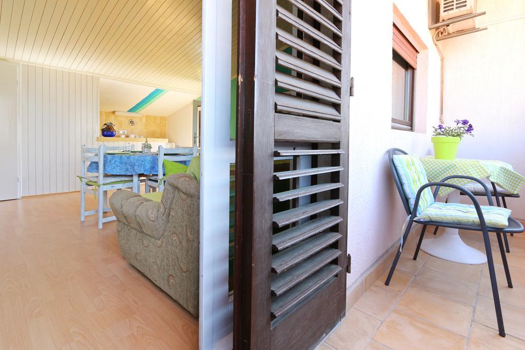 מאקרסקה Apartments Nina Beach מראה חיצוני תמונה
