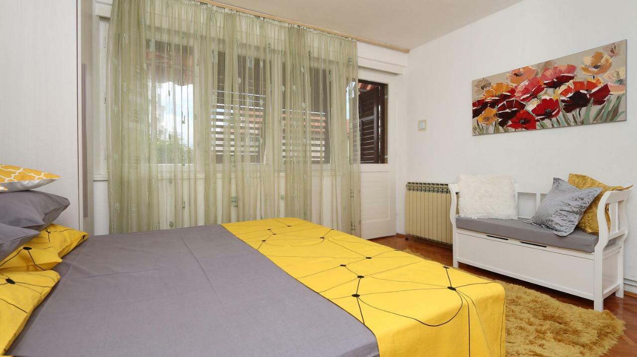 מאקרסקה Apartments Nina Beach מראה חיצוני תמונה